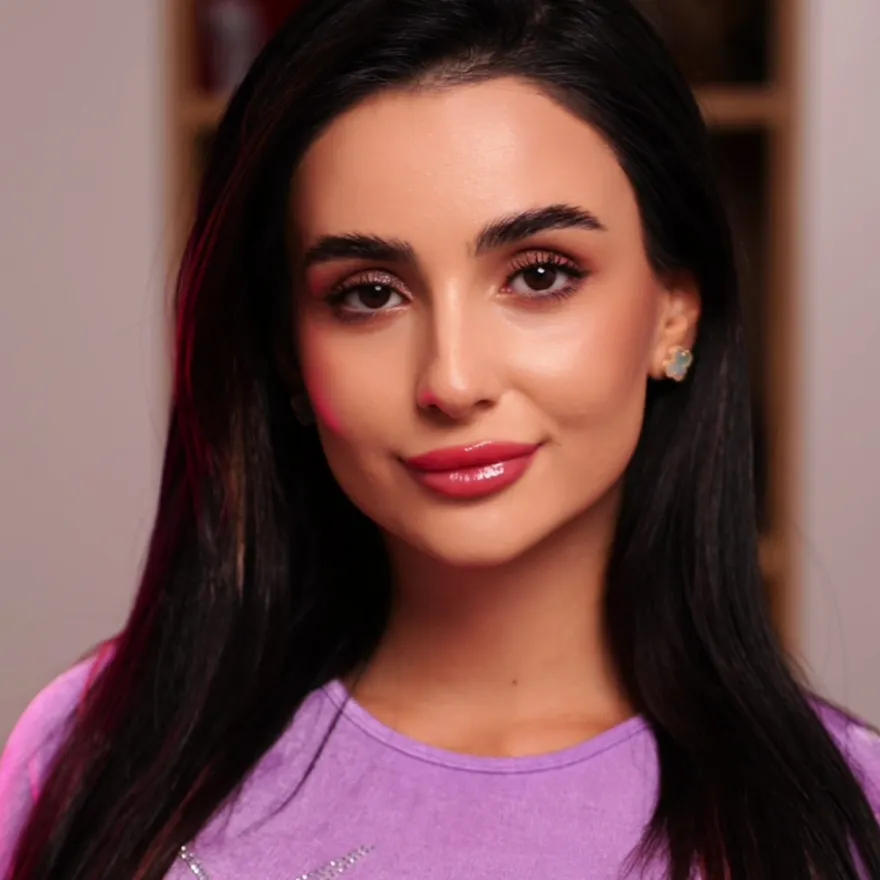 Макіяж від Анни Трінчер