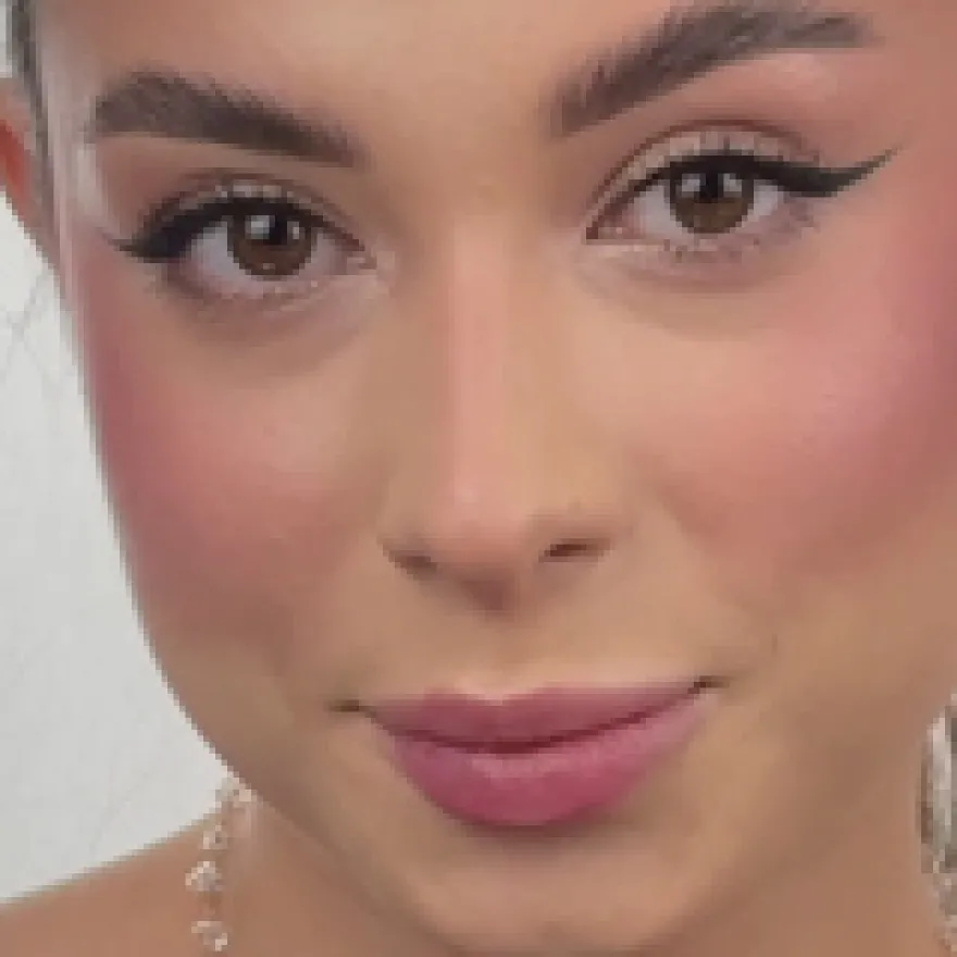 Куди наносити хайлайтер? Огляд від Христини Свириденко