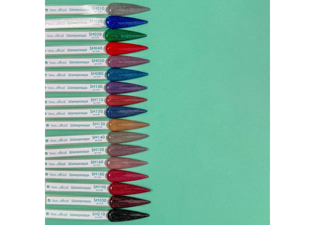 Палітра на тіпсах на гель-лак Divia 