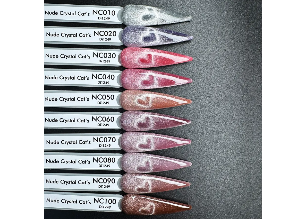 Гель-лак кришталева кішка 