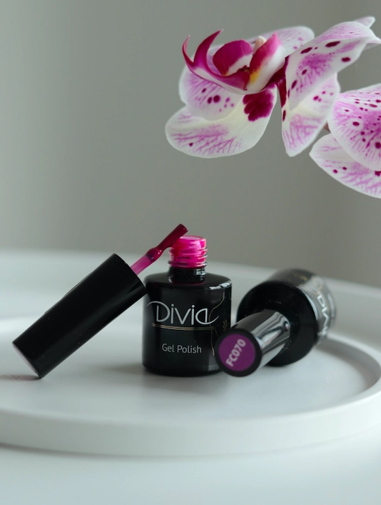 Різновиди гель-лаків залежно від складу та ефектів Різновиди гель-лаків залежно від складу та ефектів