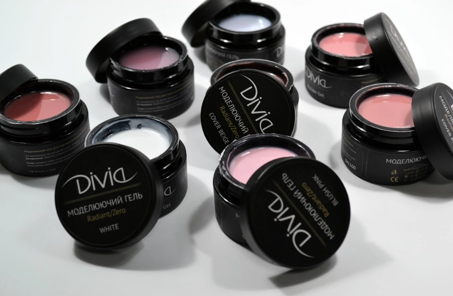 Преваги та недоліки нарощування за допомогою гелю Преваги та недоліки нарощування за допомогою гелю